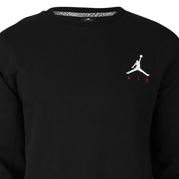 black jordan jumper